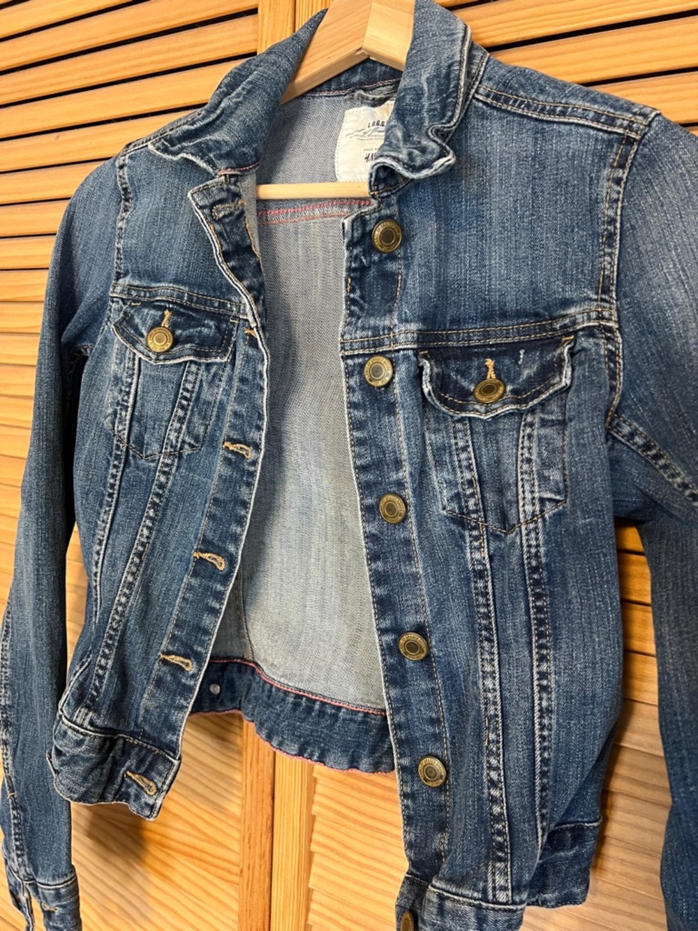 L.O.G.G. Label of Graded Goods by H&M Distressed Jean Jacket, size 2 - Picture 3 of 16